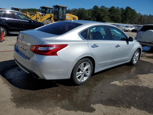 1N4AL3AP1GC291552 - 2016 NISSAN ALTIMA 2.5 SILVER photo 3