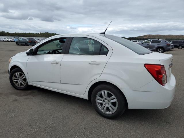 1G1JC5SG1D4240569 - 2013 CHEVROLET SONIC LT WHITE photo 2