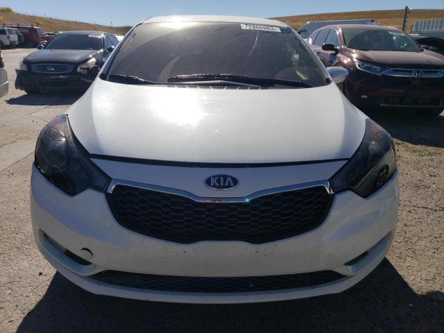 KNAFX4A85F5329254 - 2015 KIA FORTE EX WHITE photo 5