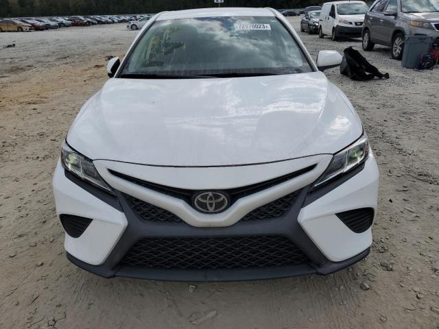 4T1B11HK9KU796109 - 2019 TOYOTA CAMRY L WHITE photo 5