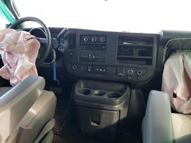 1GAZGMFP9J1324129 - 2018 CHEVROLET EXPRESS G3 LT WHITE photo 8