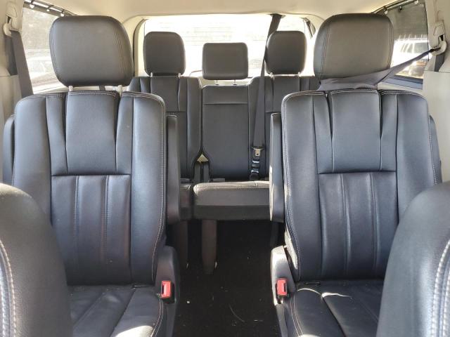 2C4RC1BG4GR253529 - 2016 CHRYSLER TOWN & COU TOURING WHITE photo 10