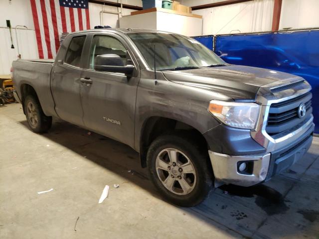 5TFUM5F14FX062214 - 2015 TOYOTA TUNDRA DOUBLE CAB SR/SR5 GRAY photo 4