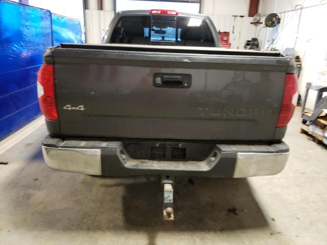 5TFUM5F14FX062214 - 2015 TOYOTA TUNDRA DOUBLE CAB SR/SR5 GRAY photo 6