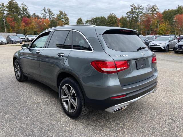 WDC0G4KB0HF144457 - 2017 MERCEDES-BENZ GLC 300 4MATIC GRAY photo 3