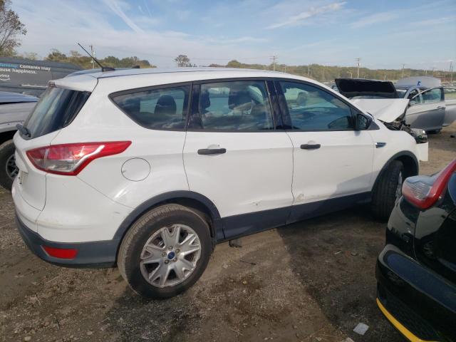 1FMCU0F77GUA18371 - 2016 FORD ESCAPE S WHITE photo 3