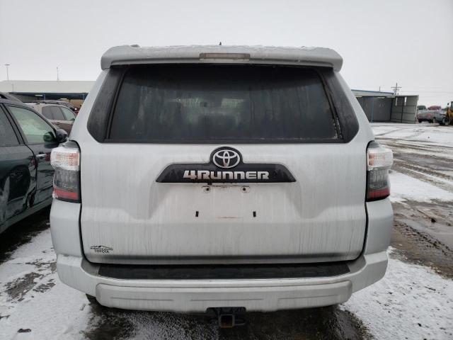 JTEBU5JRXL5769521 - 2020 TOYOTA 4RUNNER SR5/SR5 PREMIUM SILVER photo 6