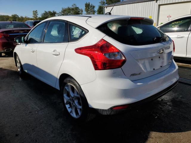 1FADP3K26EL285392 - 2014 FORD FOCUS SE WHITE photo 2