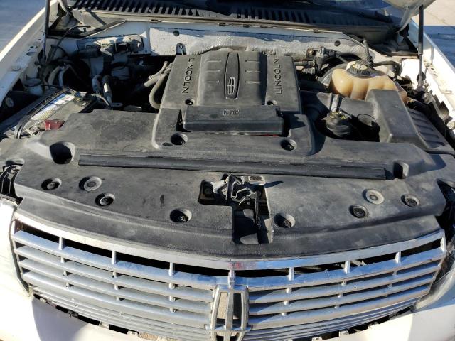 5LMFU28597LJ14834 - 2007 LINCOLN NAVIGATOR თეთრი ფოტო 12