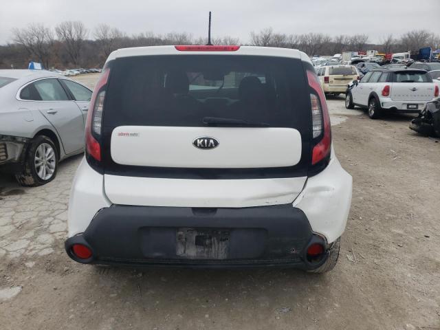 KNDJN2A26F7812985 - 2015 KIA SOUL WHITE photo 6