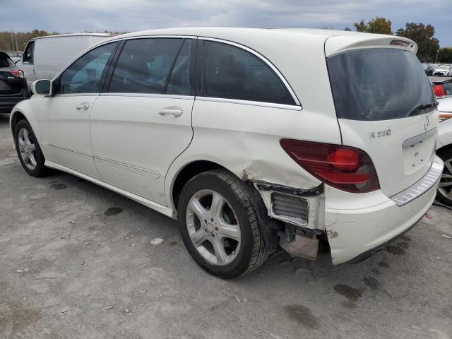 4JGCB65E09A090414 - 2009 MERCEDES-BENZ R 350 4MATIC WHITE photo 2