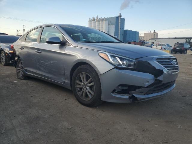 5NPE24AF8GH300392 - 2016 HYUNDAI SONATA SE SILVER photo 4