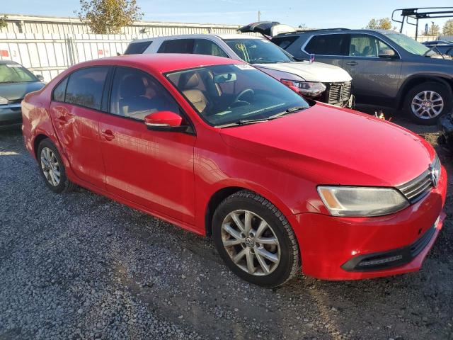 3VWD17AJ9EM369245 - 2014 VOLKSWAGEN JETTA SE RED photo 4