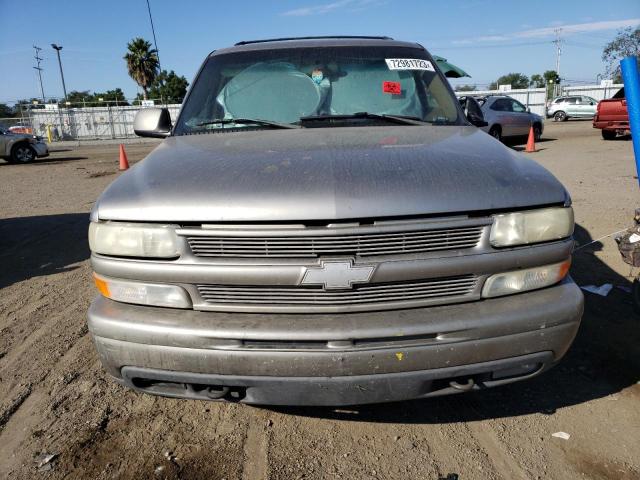 3GNGC26U8YG144535 - 2000 CHEVROLET SUBURBAN C2500 GOLD photo 5