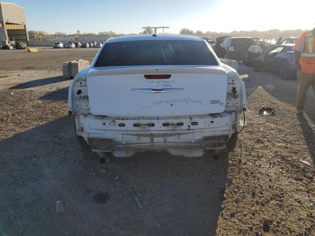 2C3CA6CT6BH580537 - 2011 CHRYSLER 300C WHITE photo 6