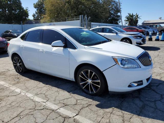 1G4PW5SK2G4185594 - 2016 BUICK VERANO SPORT TOURING WHITE photo 4