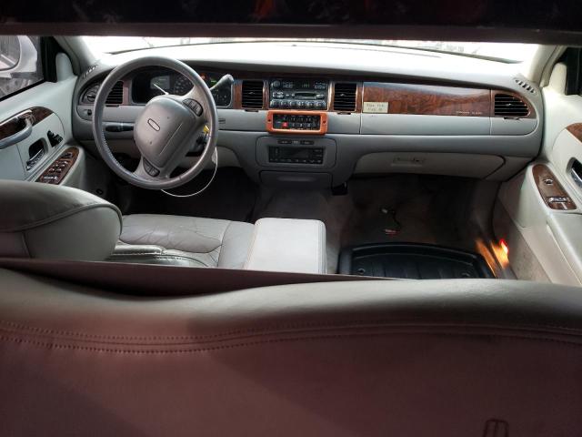 1L1FM81W0YY869465 - 2000 LINCOLN TOWN CAR EXECUTIVE WHITE photo 8