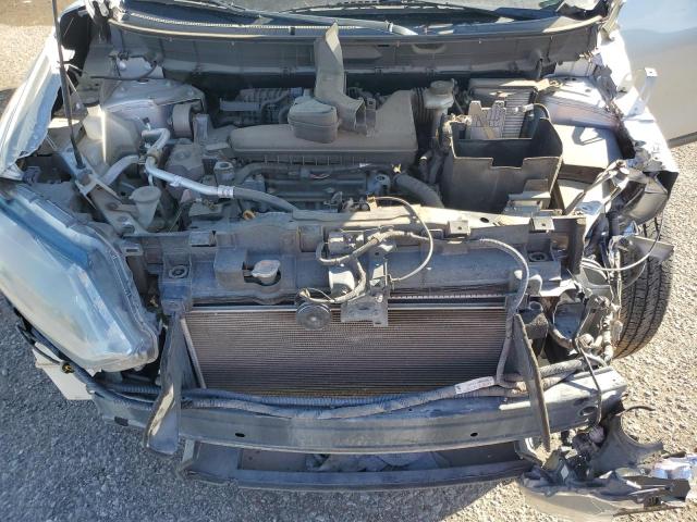 KNMAT2MVXGP691133 - 2016 NISSAN ROGUE S SILVER photo 12