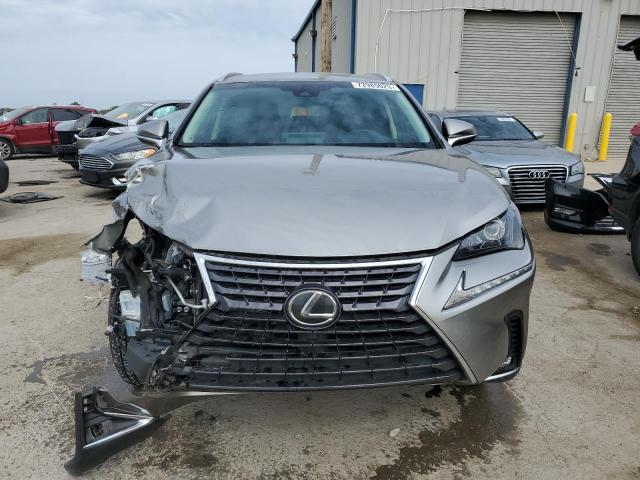 JTJYARBZ5J2102090 - 2018 LEXUS NX 300 BASE Gümüş foto 5