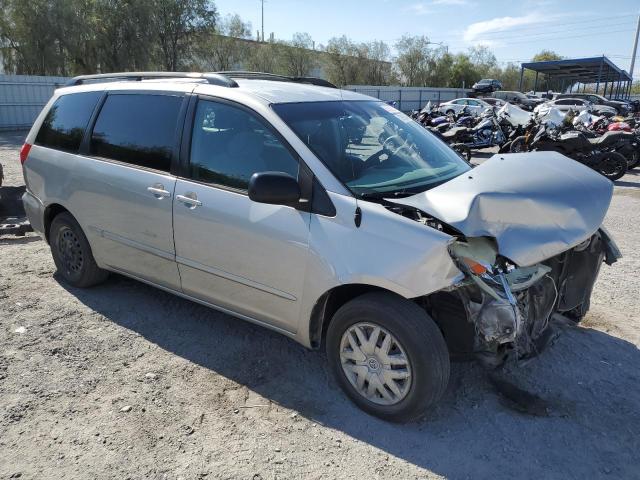 5TDZA23C36S515229 - 2006 TOYOTA SIENNA CE SILVER photo 4