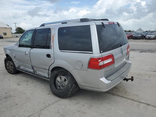 5LMJJ2J51AEJ06946 - 2010 LINCOLN NAVIGATOR 灰色 照片 2