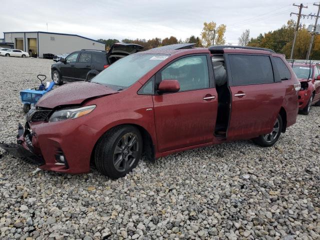 5TDEZ3DC8KS226014 - 2019 TOYOTA SIENNA SE RED photo 1