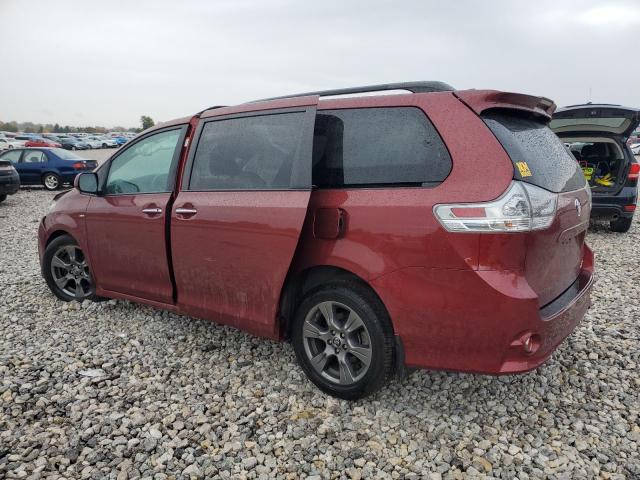 5TDEZ3DC8KS226014 - 2019 TOYOTA SIENNA SE RED photo 2