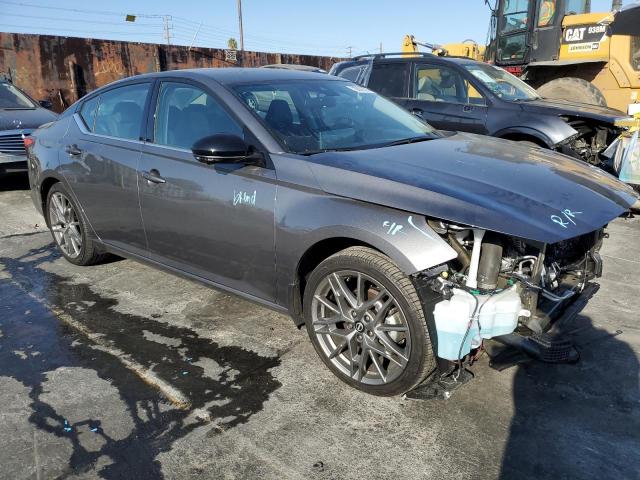 1N4AL4CV6RN393017 - 2024 NISSAN ALTIMA SR CHARCOAL photo 4