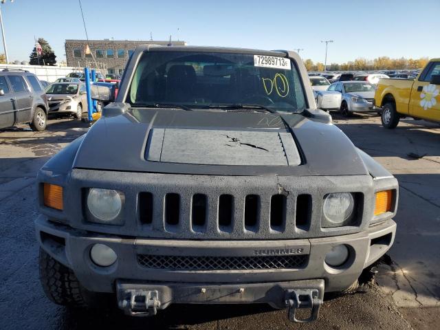 5GNEN13L798141083 - 2009 HUMMER H3T ALPHA GRAY photo 5