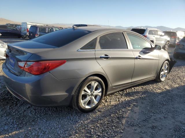 5NPEC4AC4DH701193 - 2013 HYUNDAI SONATA SE GRAY photo 3