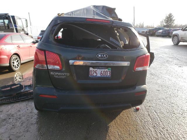 5XYKTDA29BG114664 - 2011 KIA SORENTO BASE GREEN photo 6