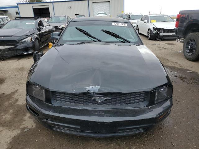 1ZVHT80NX85172018 - 2008 FORD MUSTANG BLACK photo 5