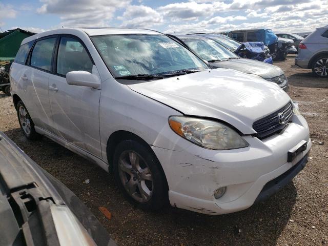 2T1KR32E87C626257 - 2007 TOYOTA MATRIX XR WHITE photo 4