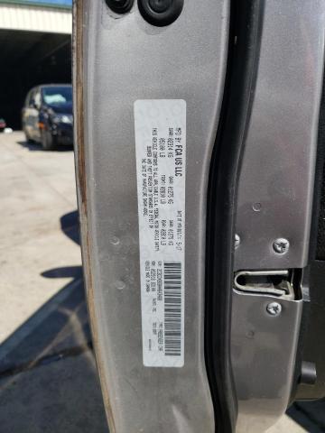 2C3CDXBG8HH643468 - 2017 DODGE CHARGER SE SILVER photo 12