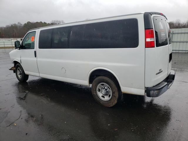 1GAZGPFG5H1337410 - 2017 CHEVROLET EXPRESS G3 LT WHITE photo 2