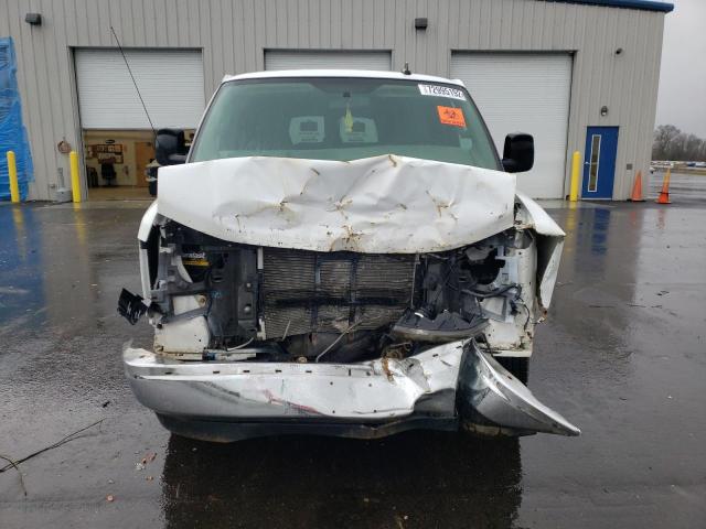 1GAZGPFG5H1337410 - 2017 CHEVROLET EXPRESS G3 LT WHITE photo 5