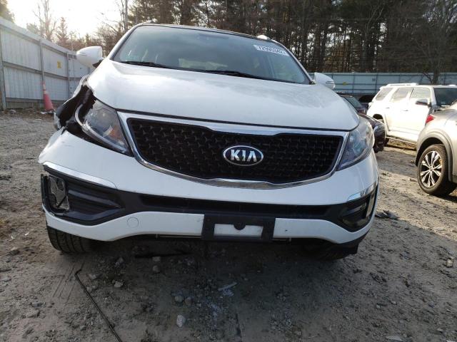 KNDPCCAC4G7846729 - 2016 KIA SPORTAGE EX WHITE photo 5