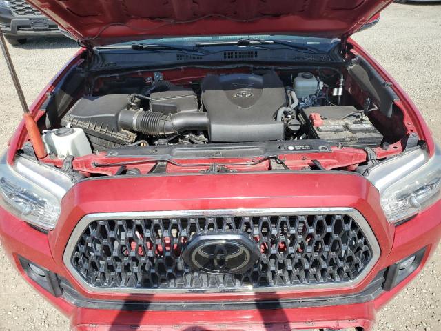 3TMCZ5ANXJM156104 - 2018 TOYOTA TACOMA DOUBLE CAB RED photo 11