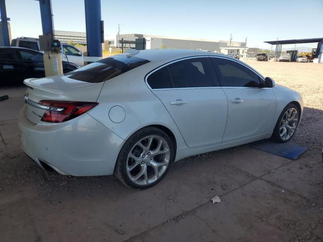 2G4GU5GX7G9199644 - 2016 BUICK REGAL GS WHITE photo 3