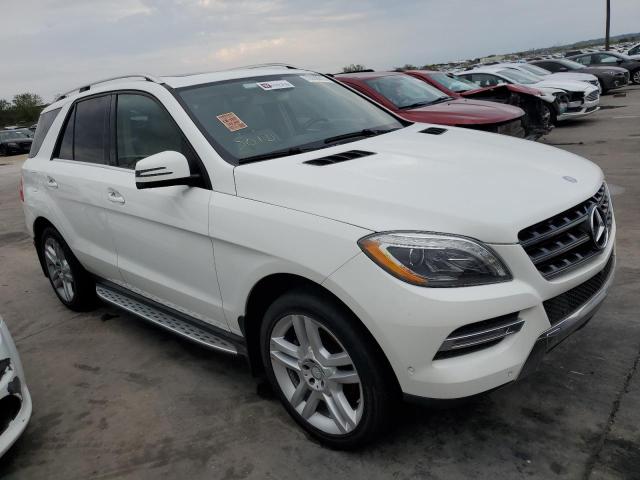 4JGDA5HB3FA517826 - 2015 MERCEDES-BENZ ML 350 4MATIC WHITE photo 4