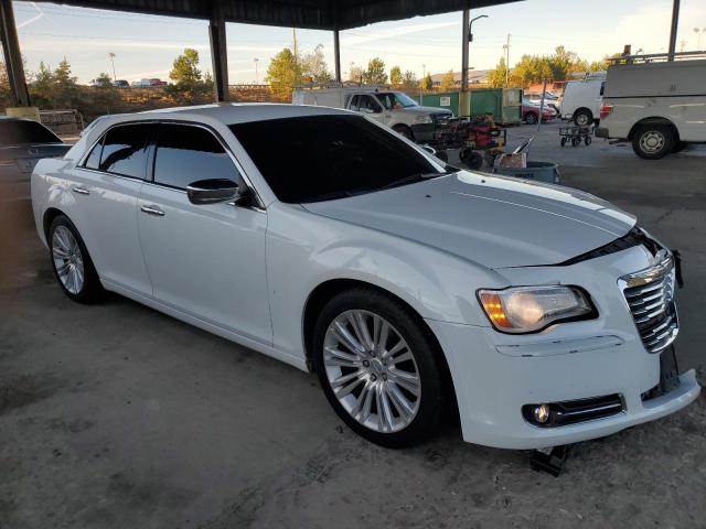 2C3CCACG0CH134157 - 2012 CHRYSLER 300 LIMITED WHITE photo 4