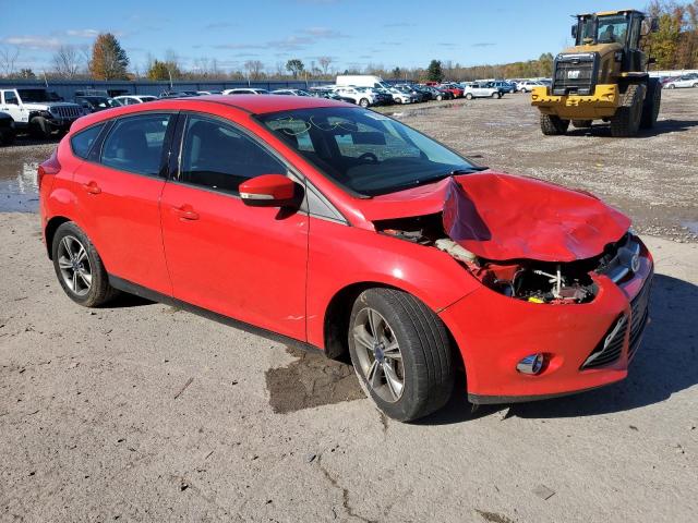 1FADP3K20EL291320 - 2014 FORD FOCUS SE RED photo 4