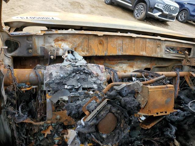 5TFUY5F16GX575955 - 2016 TOYOTA TUNDRA DOUBLE CAB SR/SR5 BURN photo 9