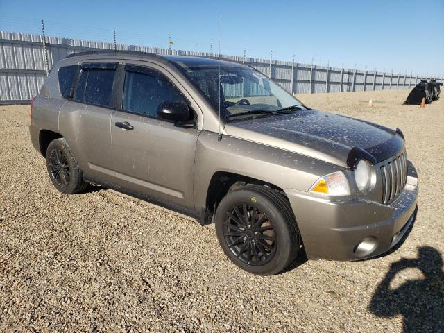 1J8FF47W77D417511 - 2007 JEEP COMPASS GOLD photo 4