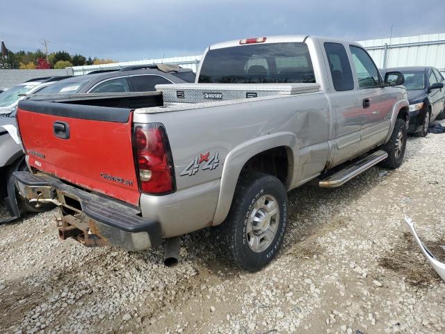 1GCHK29U45E113300 - 2005 CHEVROLET 2500 HD K2500 HEAVY DUTY BEIGE photo 3