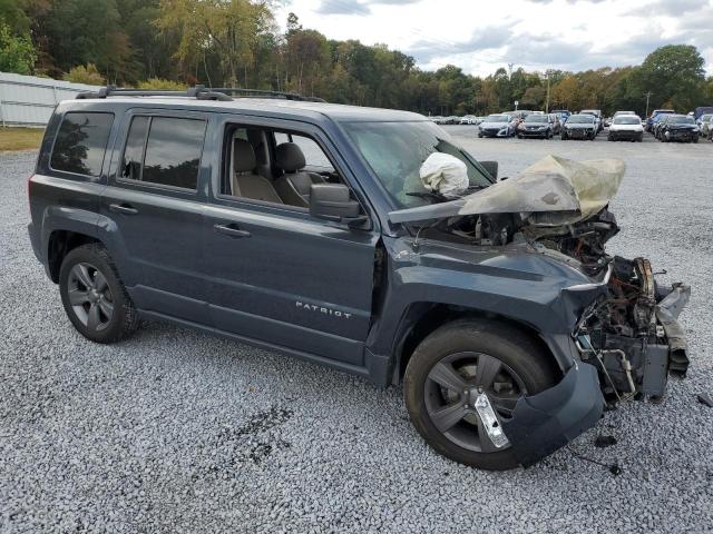 1C4NJPFA0ED691669 - 2014 JEEP PATRIOT LATITUDE GRAY photo 4