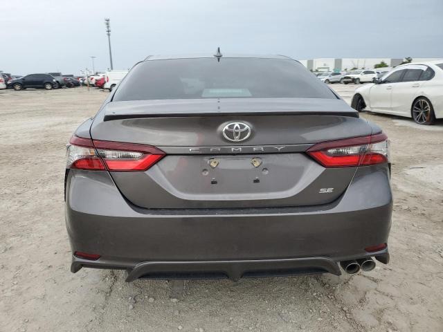 4T1T11AKXRU910692 - 2024 TOYOTA CAMRY SE NIGHT SHADE GRAY photo 6