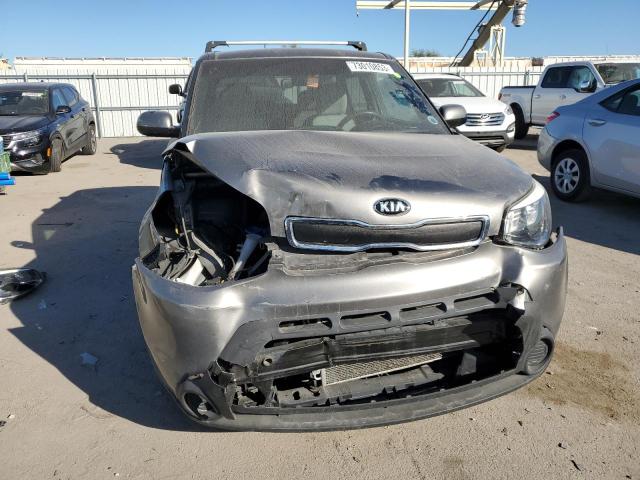 KNDJN2A2XG7293599 - 2016 KIA SOUL GRAY photo 5