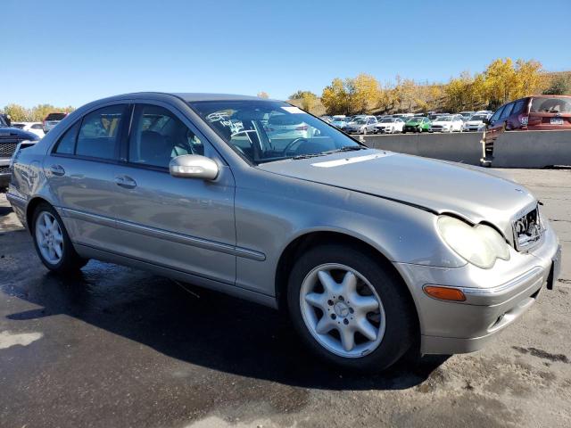 WDBRF81J14F538395 - 2004 MERCEDES-BENZ C 240 4MATIC BEIGE photo 4