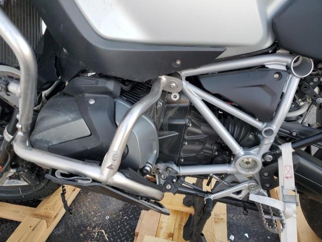 WB10M1304N6F06473 - 2022 BMW R 1250 GS ADVENTURE SILVER photo 6